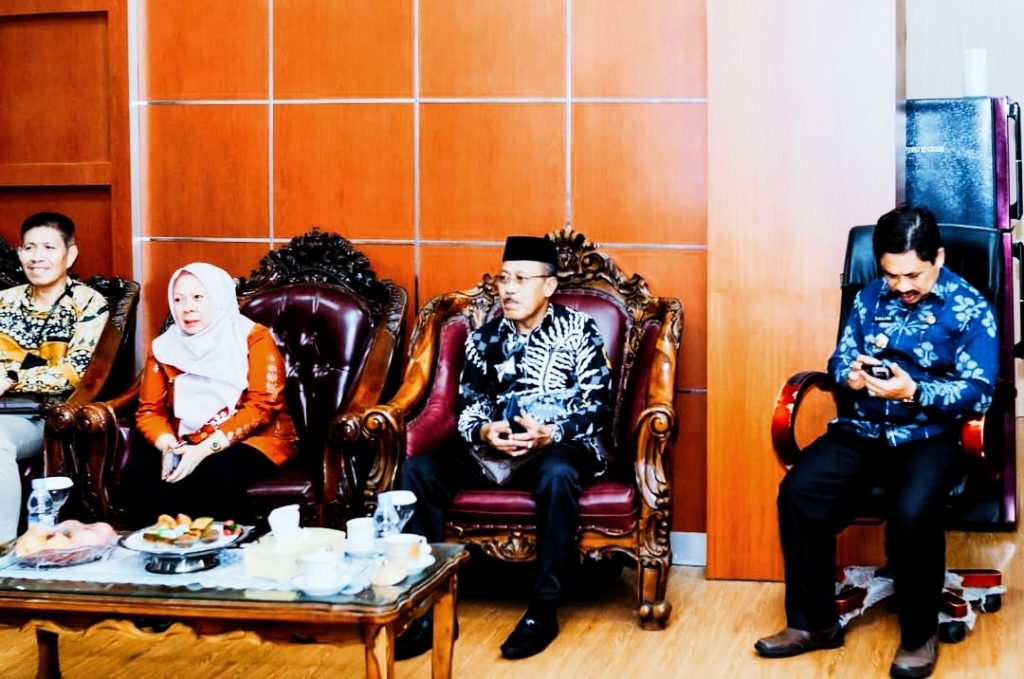 Wabup Morut Hadiri Rakor Penanggulangan Kemiskinan se-Sulteng