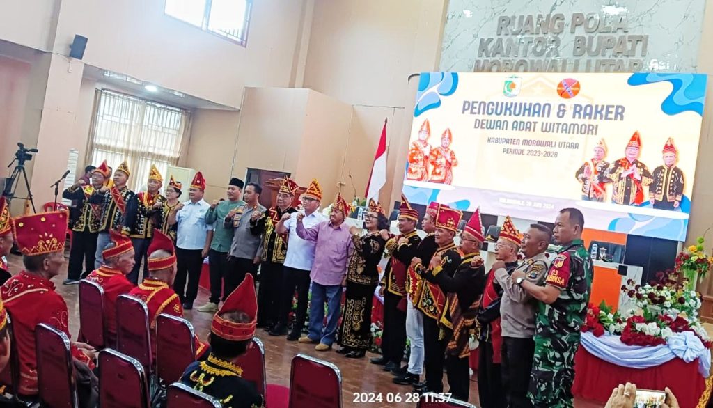 Ini Sambutan Bupati Morut Saat Pengukuhan Dewan Adat Wita Mori