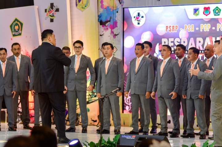 Paduan Suara Putra Morowali Utara Juara 1 di Pesparawi VIII Tingkat Provinsi Sulteng di Luwuk