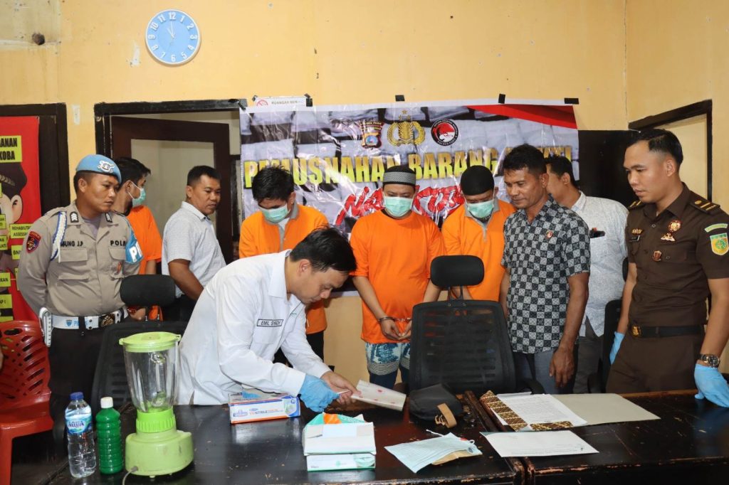 Sat Resnarkoba Polres Poso Musnahkan Puluhan Gram Sabu