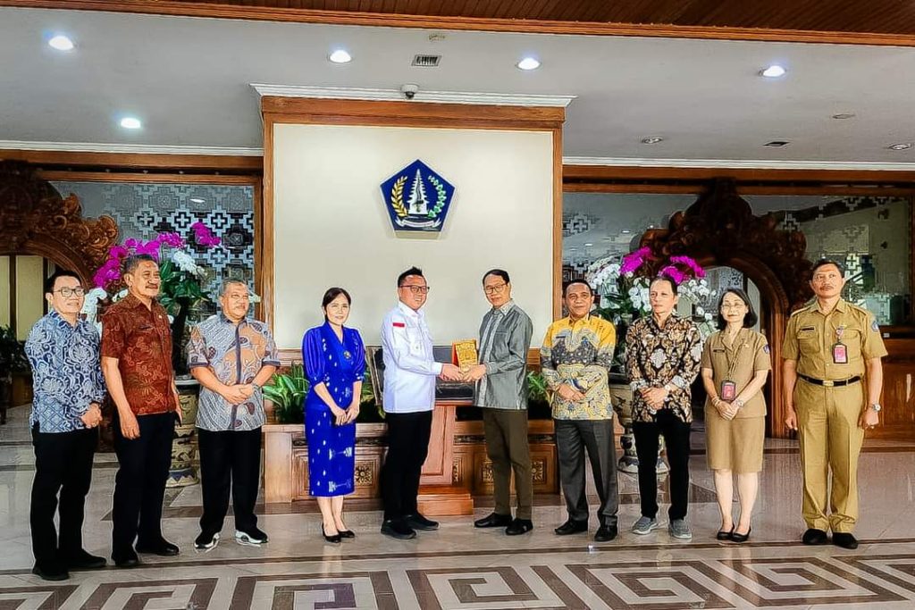 Tiap Desa Akan Dapat Rp 1 Milliar, Bupati Delis pimpin tim belajar pengelolaan BKK di Kabupaten Badung