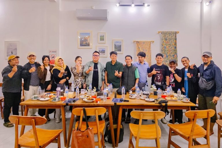 Di Palu, Bupati Morowali Utara Sebut Wartawan Adalah Mata Dan Telinga Saya