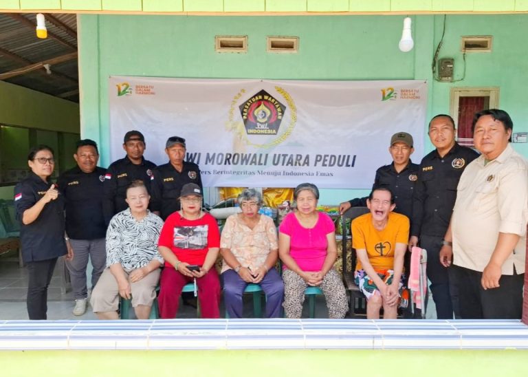 HUT ke 12 Kabupaten Morowali Utara, PWI Morut gela Bakti Sosial Peduli Kasih