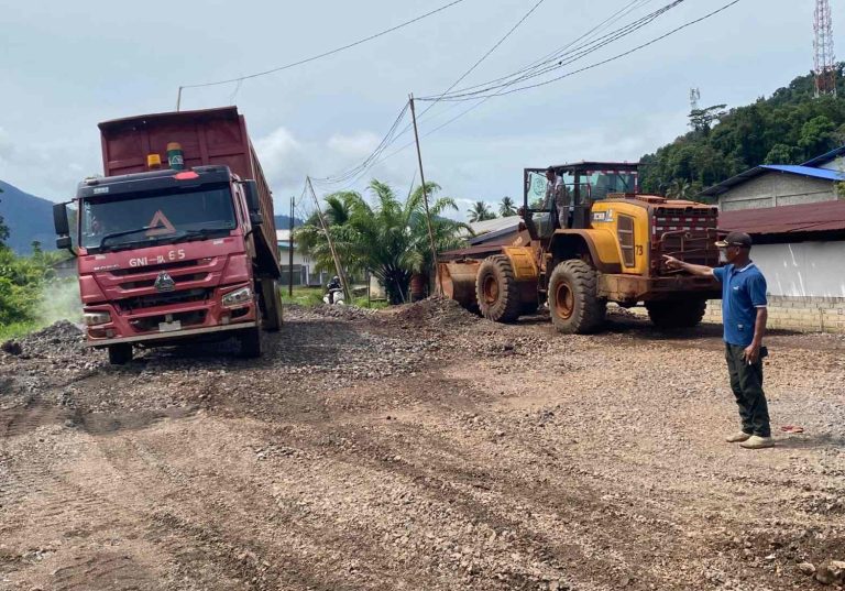 PT GNI Bantu Infrastruktur Desa Bunta, Bangun Jalan dan Gorong-gorong